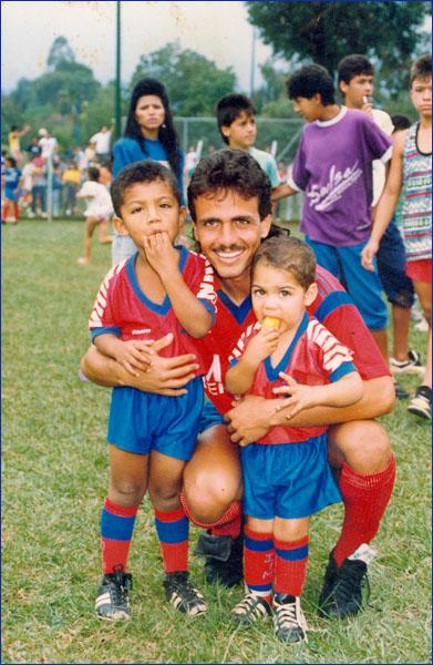 Oscar Pareja นักฟุตบอล ชาวโคลอมเบีย By KUBET Team