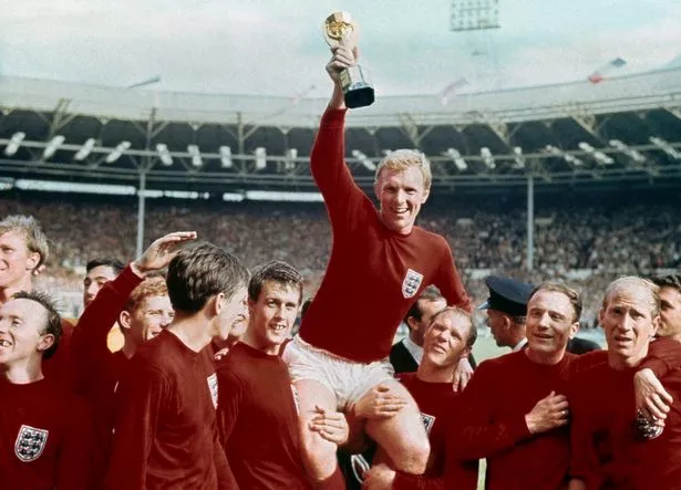 Umbro ชุดแข่งขันฟุตบอลโลก ปี 1966 By KUBET Team