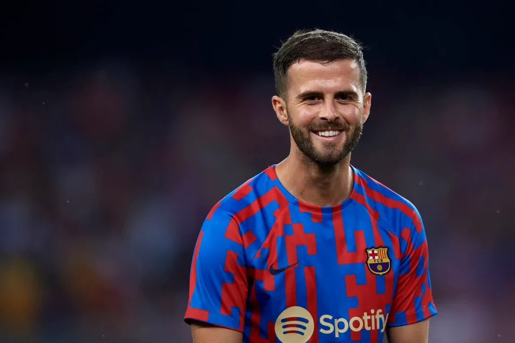 Miralem Pjanic - KUBET