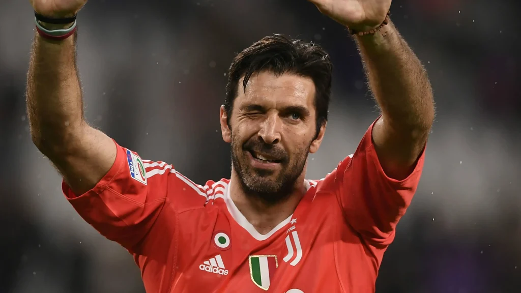 ปี 2017 จันลุยจี บุฟฟอน (Gianluigi Buffon) By KUBET