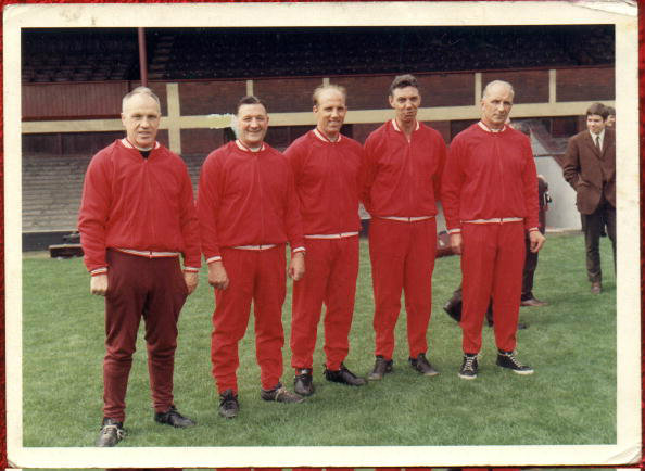 William Bill Shankly กับ เพื่อน ปี 1960 By KUBET