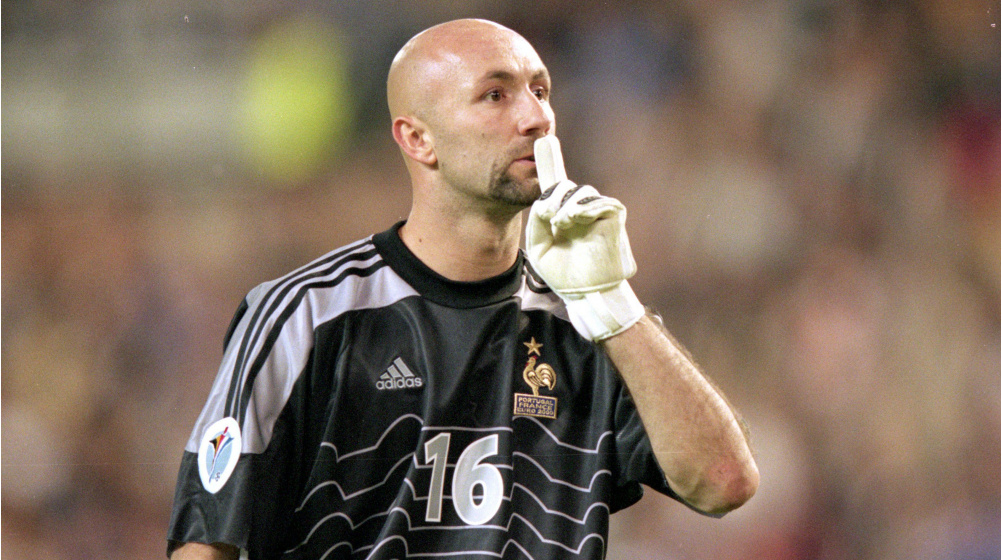 ปี 2000 ฟาบีย็อง บาร์เตซ (Fabien Barthez) By KUBET