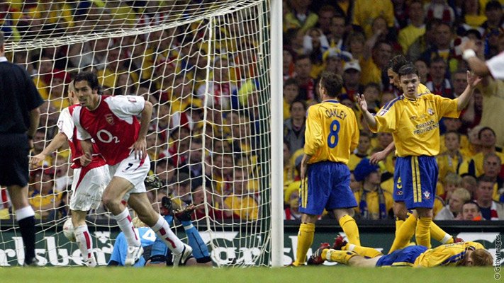 PIRES V SOUTHAMPTON, 2003 By KUBET