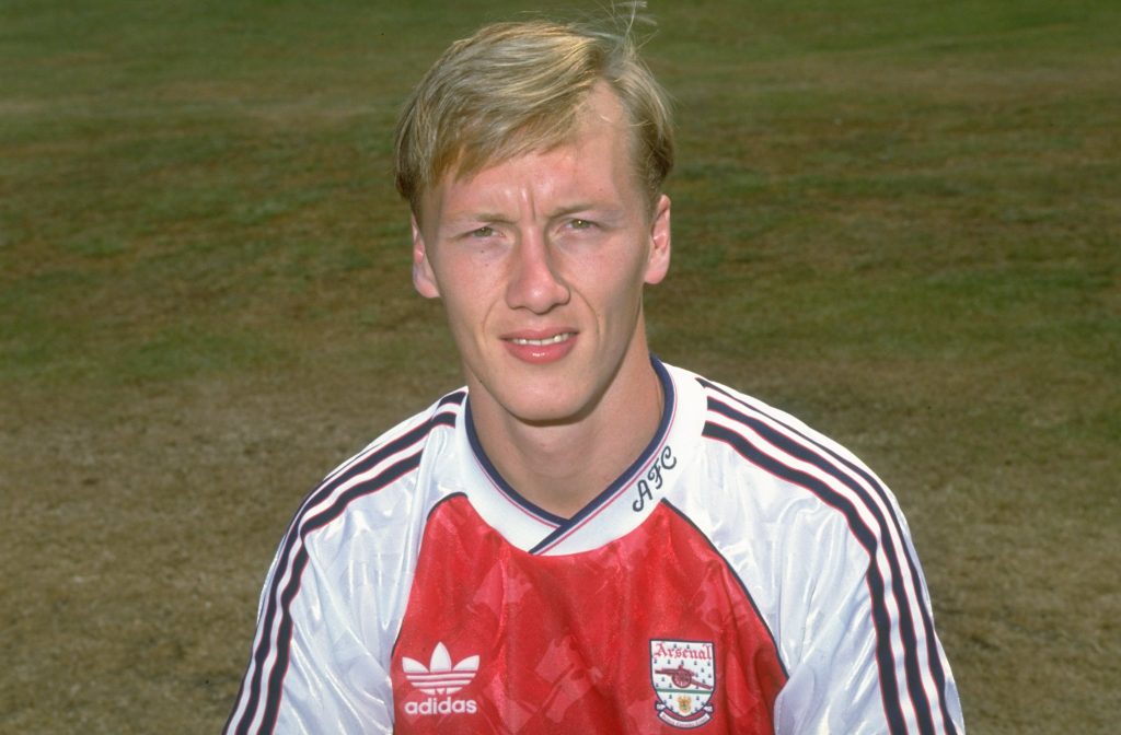 ลี ดิกสัน (Lee Dixon) By KUBET