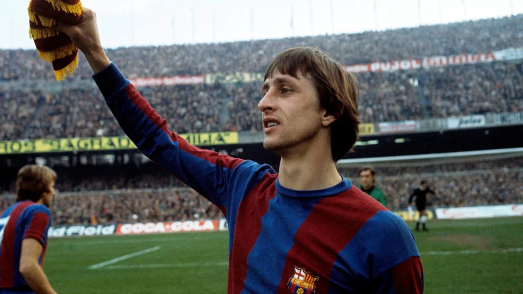 Johan Cruyff อดีตผู้เล่นในตำนานของบาร์ซ่าBy KUBET