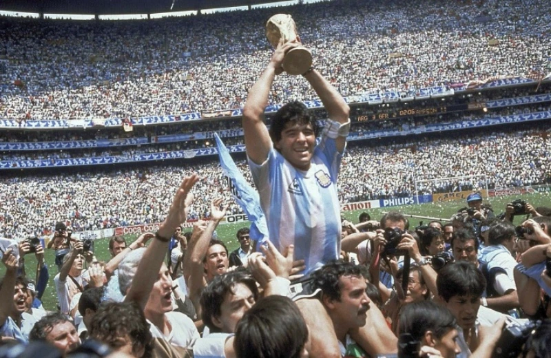 "ดิเอโก มาราโดนา" ถล่มสองประตูพาทีมชาติอาร์เจนตินาคว้าแชมป์บอลโลกปี 1986 สมัยที่ 2 - KUBET