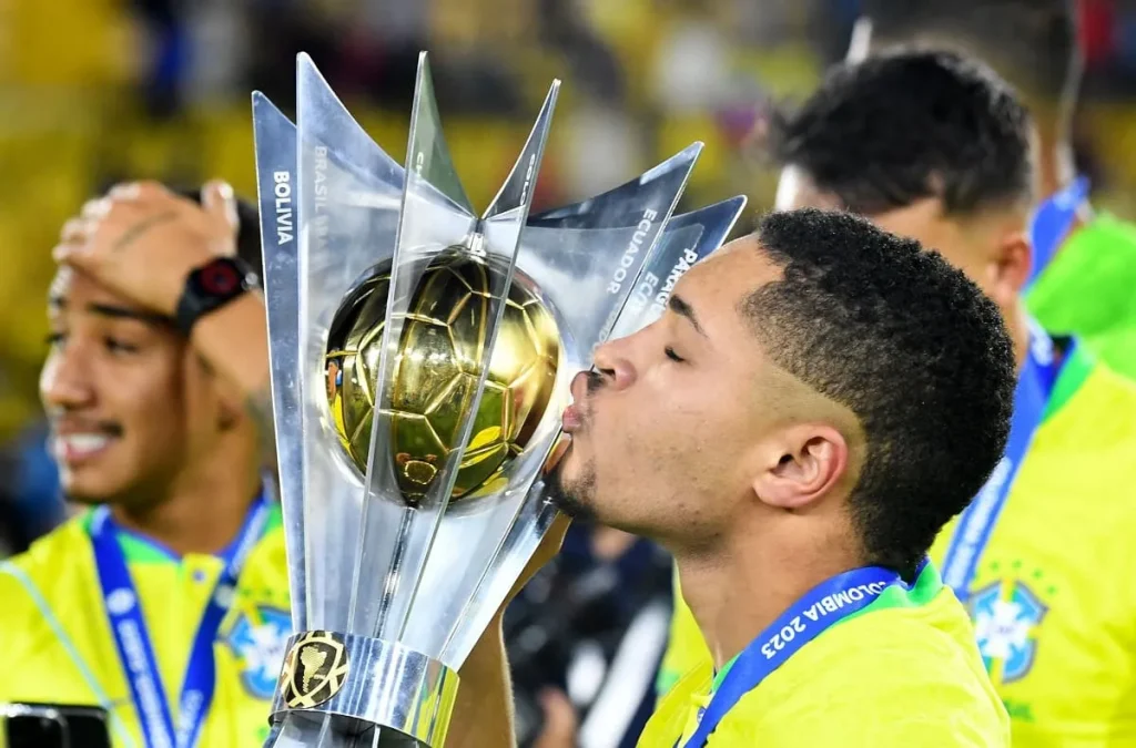"วิตอร์ โรเก้" นักเตะทีมชาติบราซิล U20 คว้าแชมป์เยาวชนทวีปอเมริกาใต้ 2023 By KUBET
