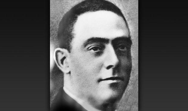 ปี Juli Marial (1906-1908) By KUBET
