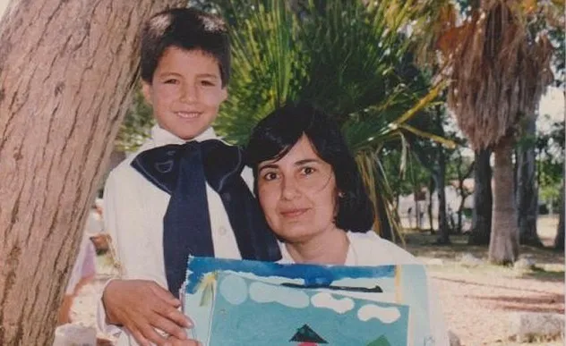 Luis Suarez's Mom - KUBET