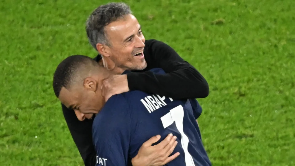 Kylian Mbappé อดีตแข้ง PSG กับ Luis Enrique By KUBET