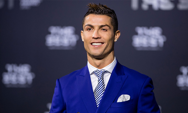 Cristiano Ronaldo ติดอันดับนักกีฬาที่มีรายได้สูงที่สุดในโลกโดย Forbes By KUBET