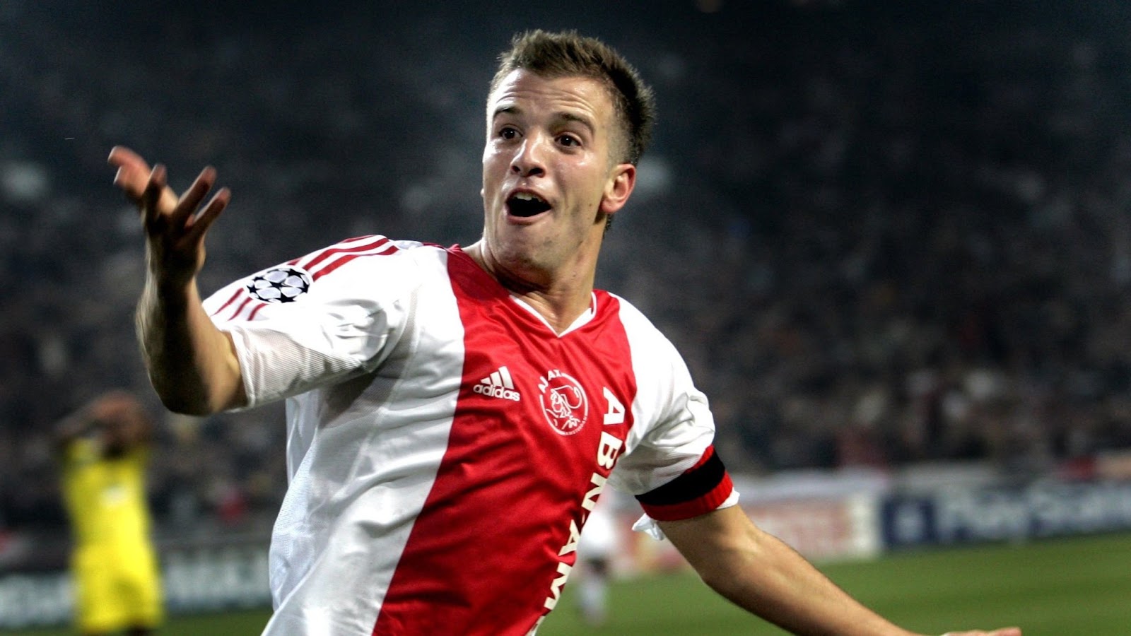 Rafael van der Vaart (ราฟาเอล ฟาน เดอร์ ฟาร์ท) KUBET
