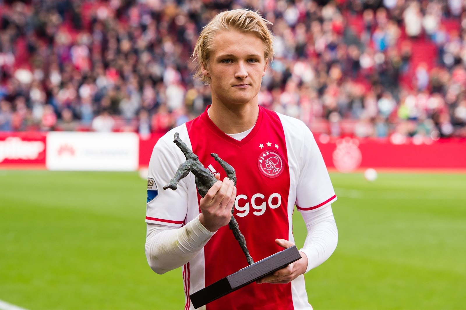 Kasper Dolberg (แคสเปอร์ ตอลแปร์) KUBET
