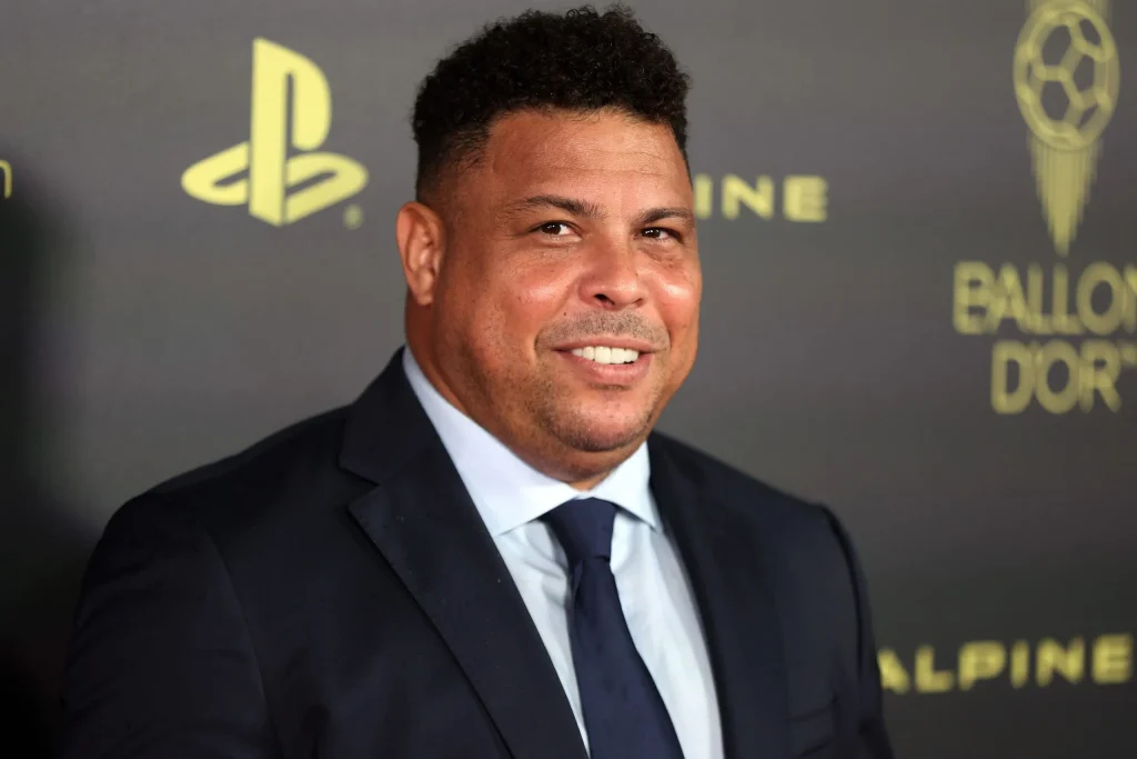 โรนัลโด R9 (Ronaldo) แข้งหุ่นหมีสุดเฮฟวี่เวตในโลกฟุตบอล - KUBET