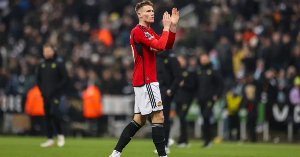 Bye bye-Scott Mctominay - KUBET