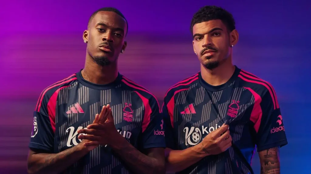 ชุดเยือน Nottingham Forest By KUBET