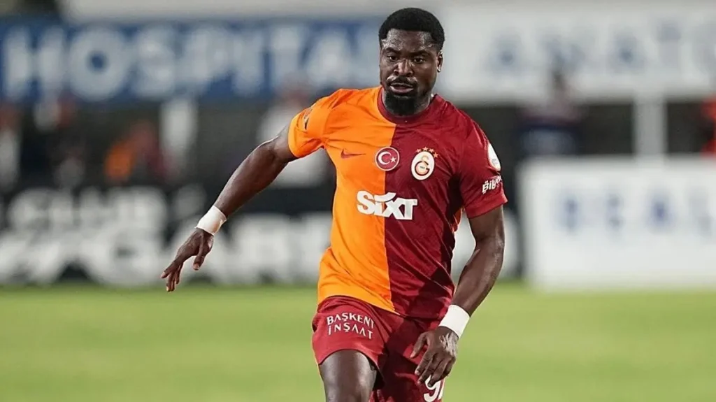 Serge Aurier KUBET