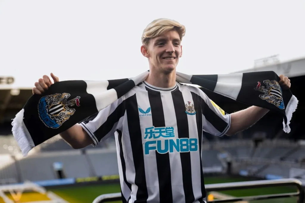 Anthony Gordon (Newcastle United) KUBET