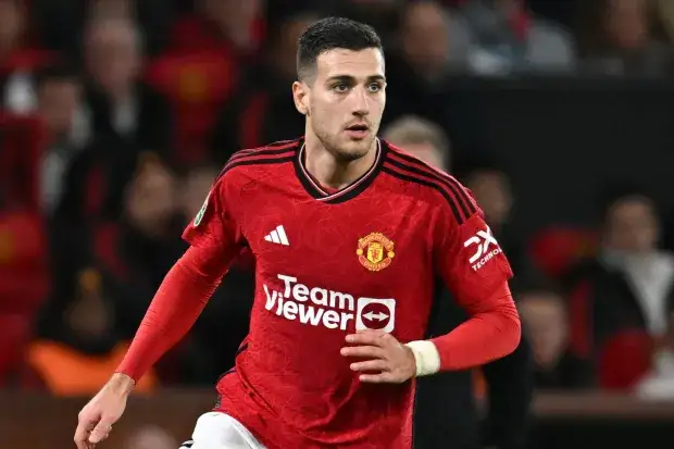 Diogo Dalot ถูกบังคับให้ลงเล่นเป็นแบ็คซ้ายแทนในช่วงที่ทีมขาดผู้เล่น By KUBET
