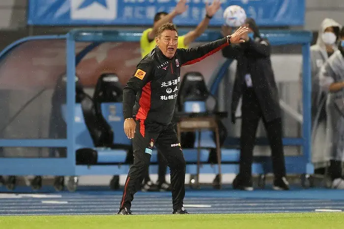 Mihailo Petrovic (Hokkaido Consadole Sapporo)