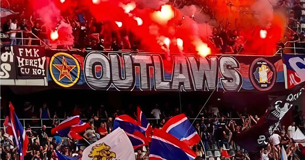 ธงทิวที่โผล่ในเกม แมนยู เจอกับสเตอัว บูคาเรสต์